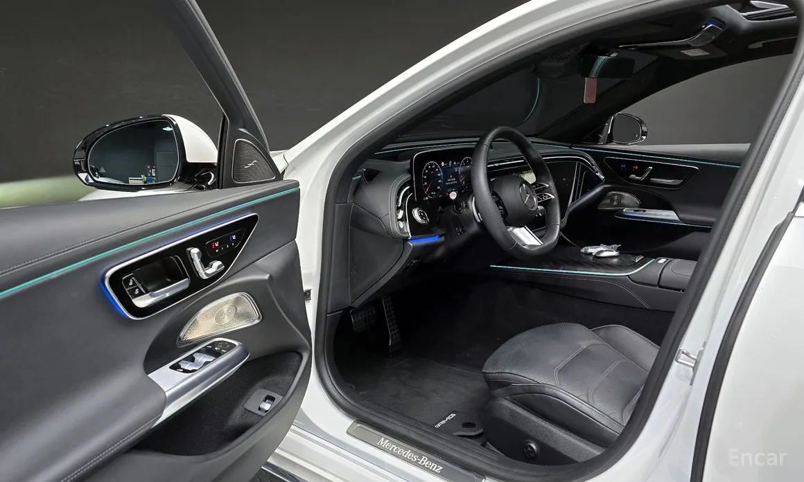 Фото 11 - Mercedes-Benz E-Class