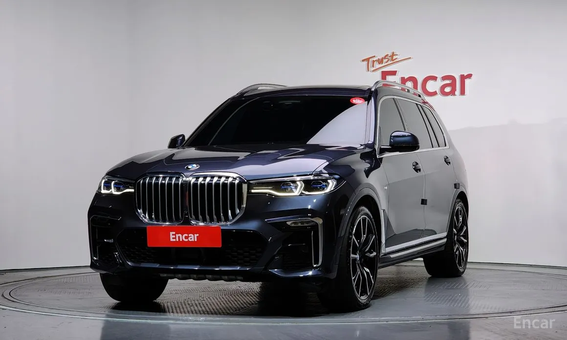 Photo 1 - BMW X7