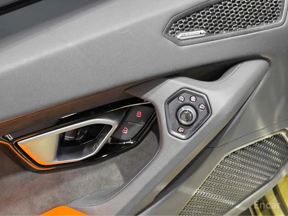 Фото 12 - Lamborghini Huracan