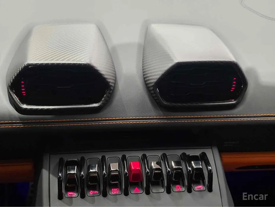 Фото 19 - Lamborghini Huracan