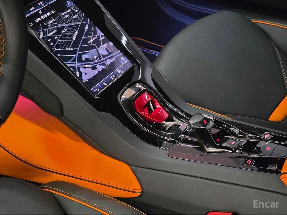 Фото 8 - Lamborghini Huracan