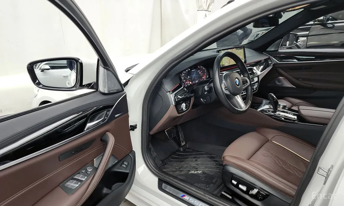 Фото 10 - BMW 5 Series