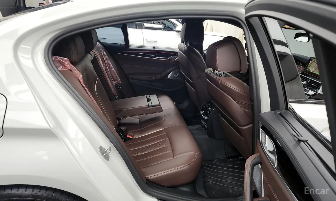 Фото 12 - BMW 5 Series