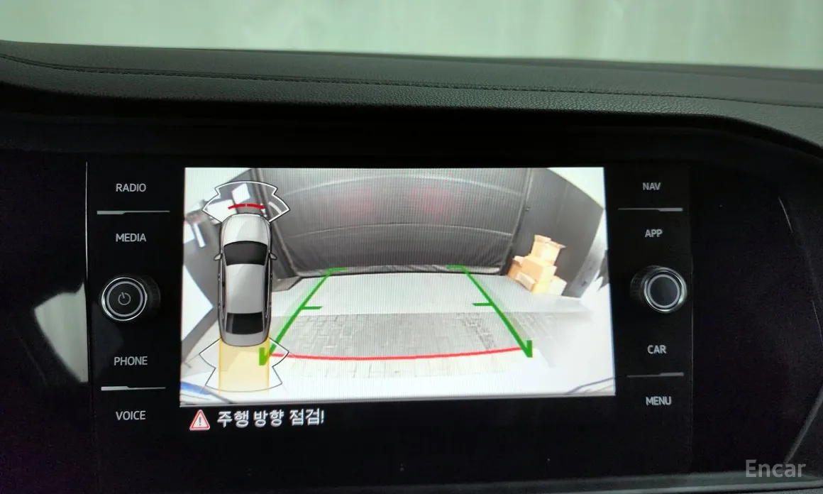 Фото 15 - Volkswagen Jetta