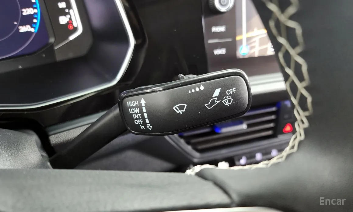 Фото 17 - Volkswagen Jetta