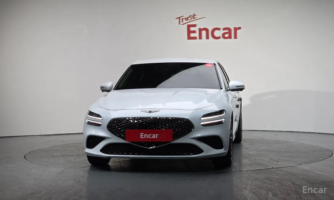 Фото 3 - Genesis G70