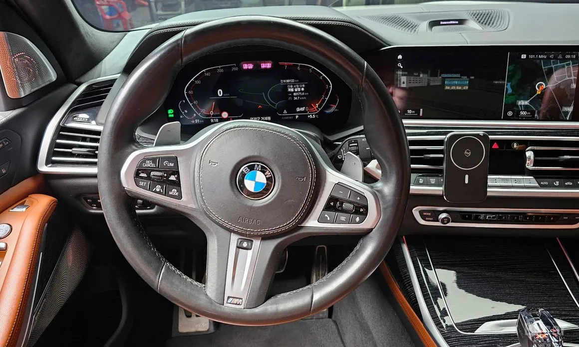 Фото 13 - BMW X7