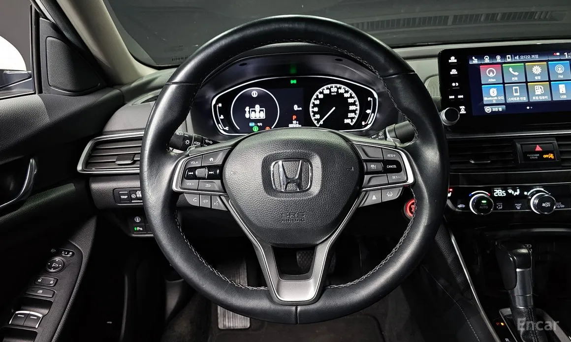 Фото 13 - Honda Accord