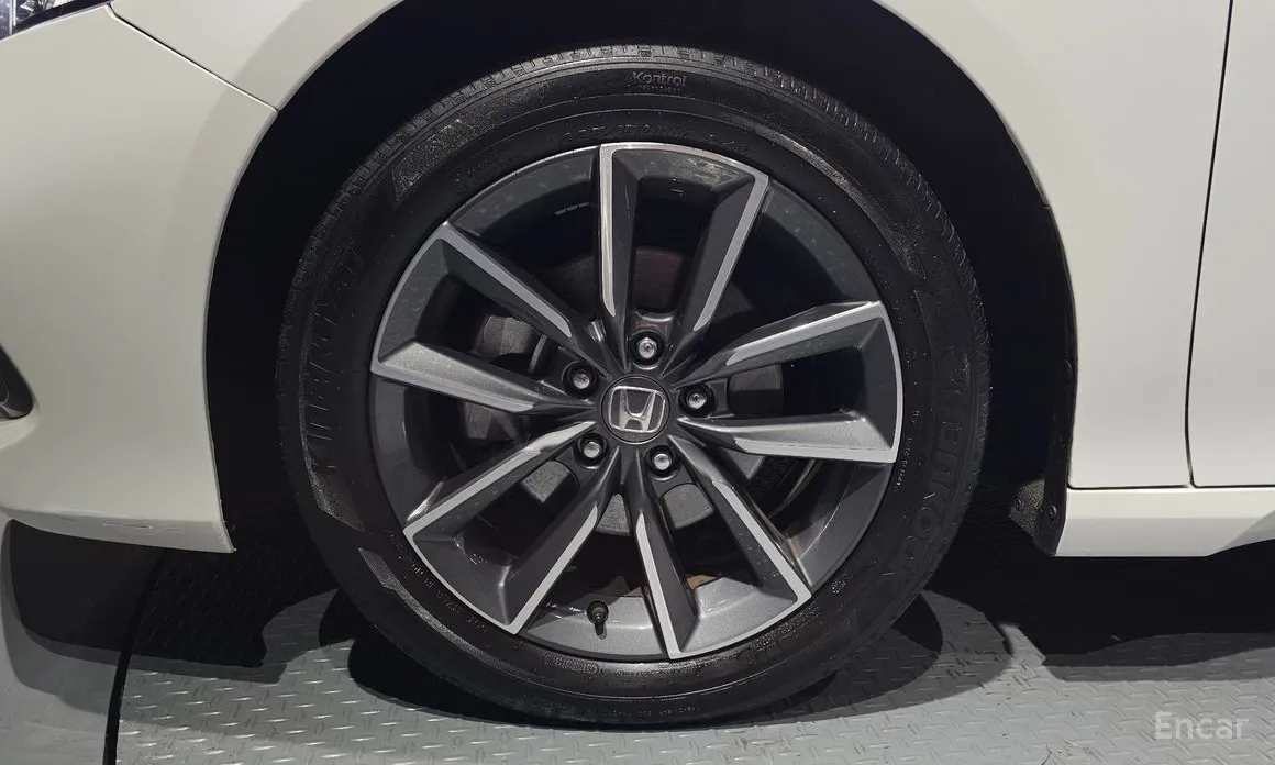 Фото 5 - Honda Accord