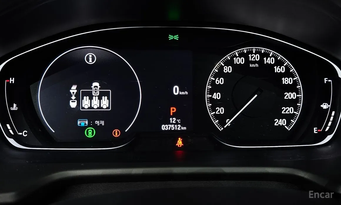 Фото 8 - Honda Accord