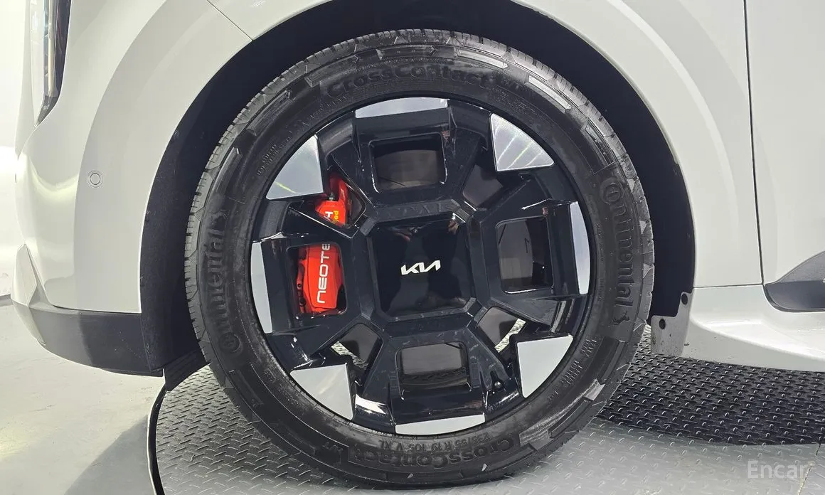 Фото 5 - Kia Carnival