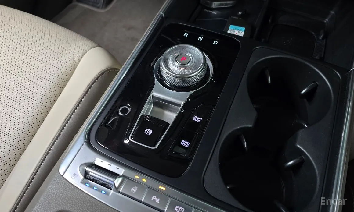 Фото 9 - Kia Carnival