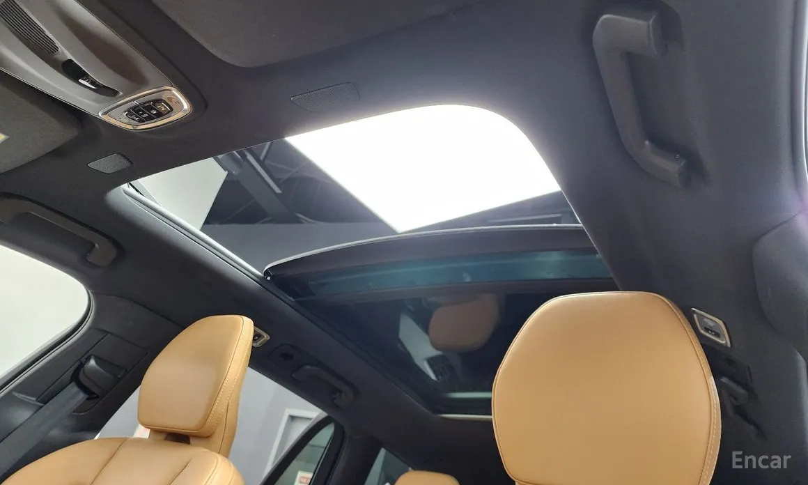 Фото 18 - Volvo V60