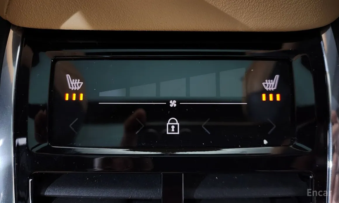 Фото 19 - Volvo V60