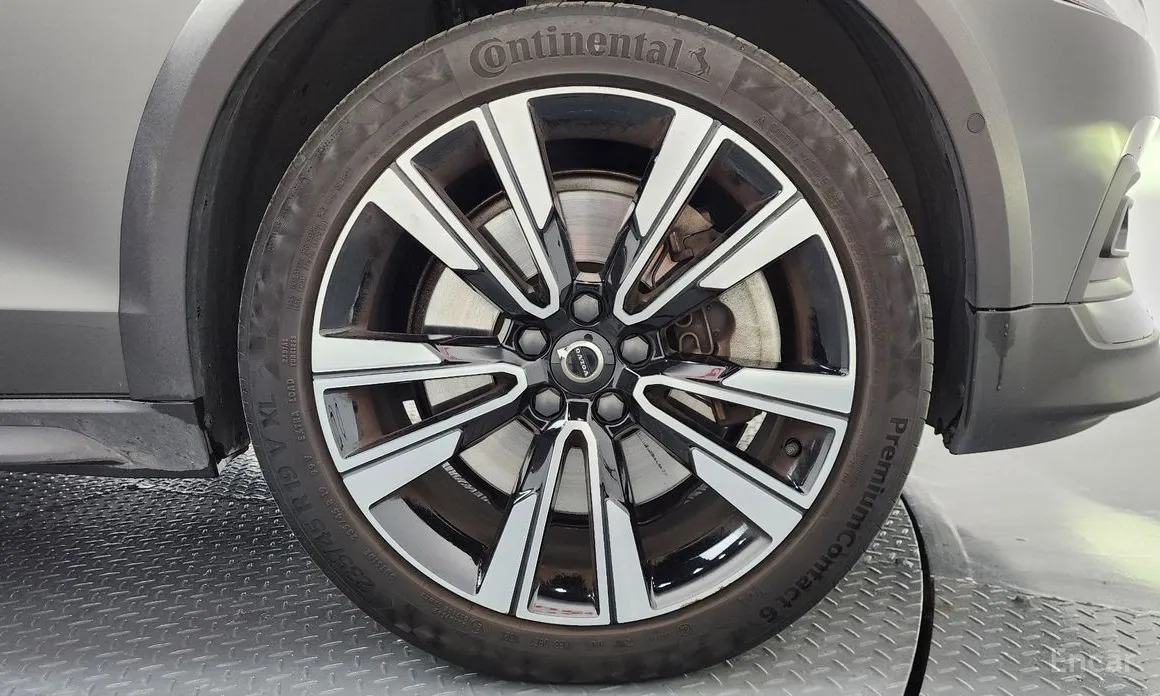 Фото 5 - Volvo V60