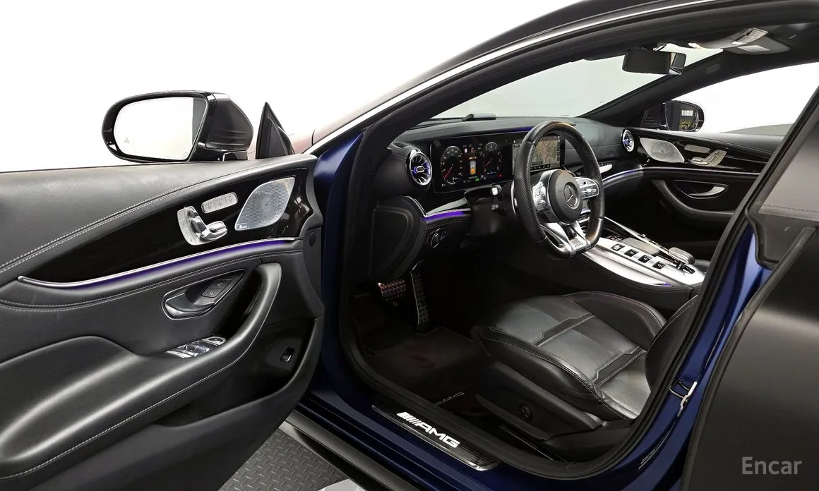 Фото 10 - Mercedes-Benz AMG GT