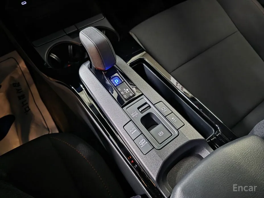 Фото 9 - Toyota Prius