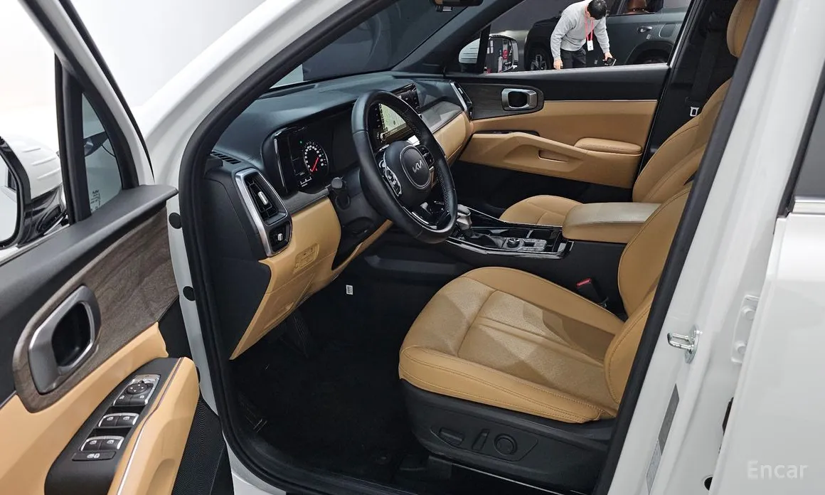 Фото 11 - Kia Sorento