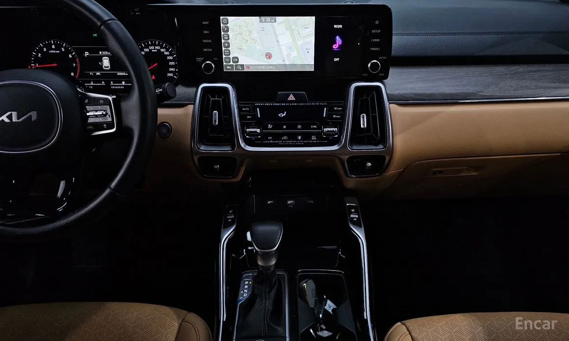 Фото 14 - Kia Sorento