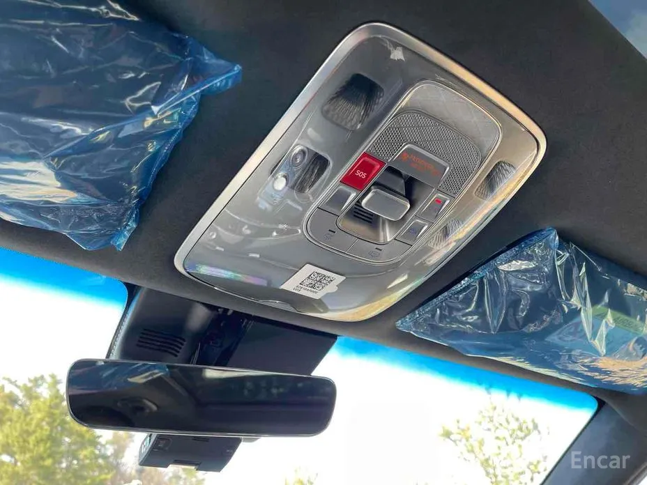 Фото 13 - Genesis GV70