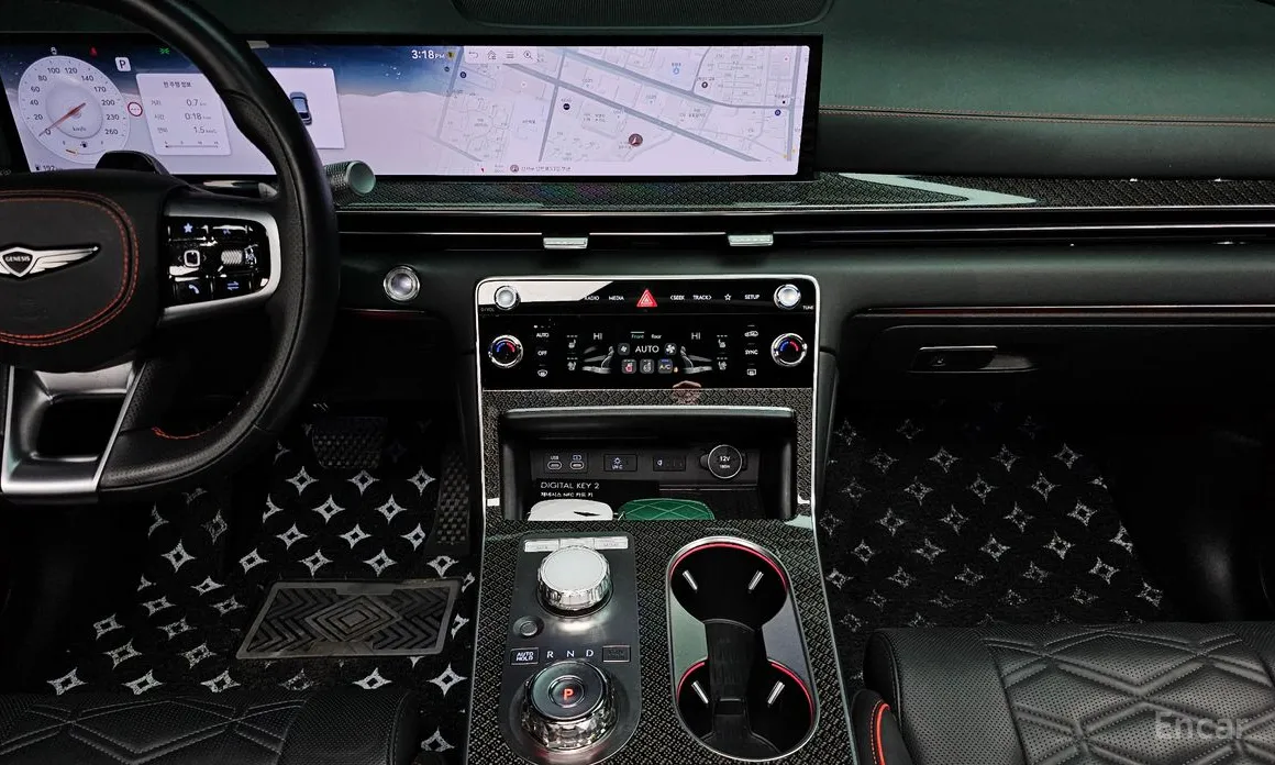 Фото 14 - Genesis GV80