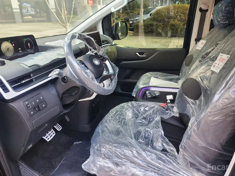 Фото 6 - Hyundai Staria