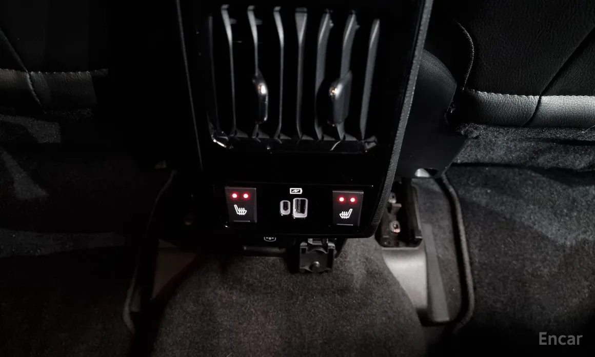 Фото 18 - Jeep Compass