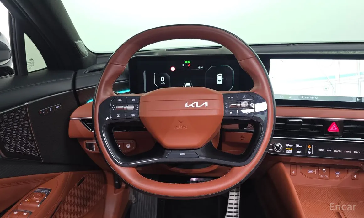 Фото 13 - Kia K8