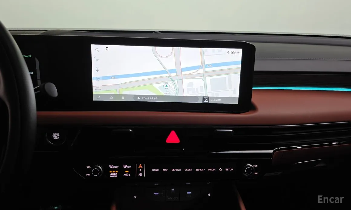 Фото 14 - Kia K8