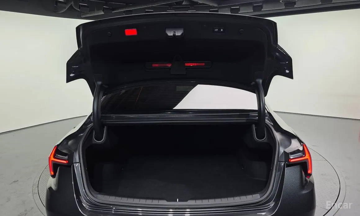 Фото 20 - Kia K8