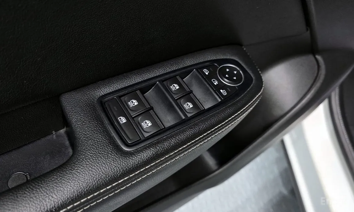 Фото 11 - Renault XM3