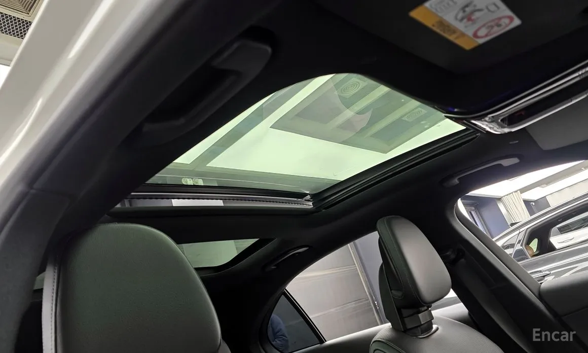 Фото 17 - Mercedes-Benz C-Class