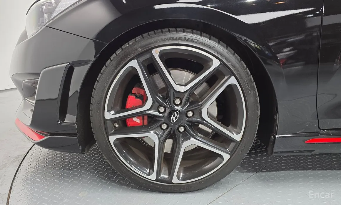 Фото 5 - Hyundai Veloster