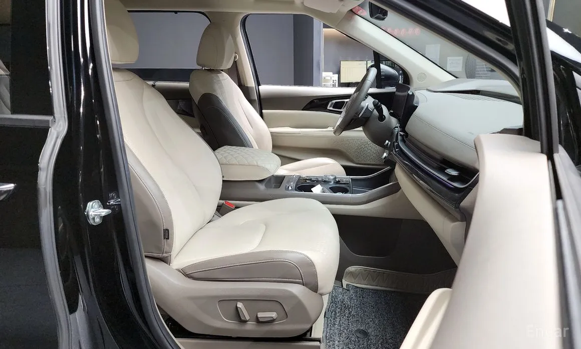 Фото 11 - Kia Carnival