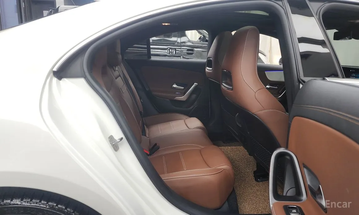 Фото 12 - Mercedes-Benz CLA-Class