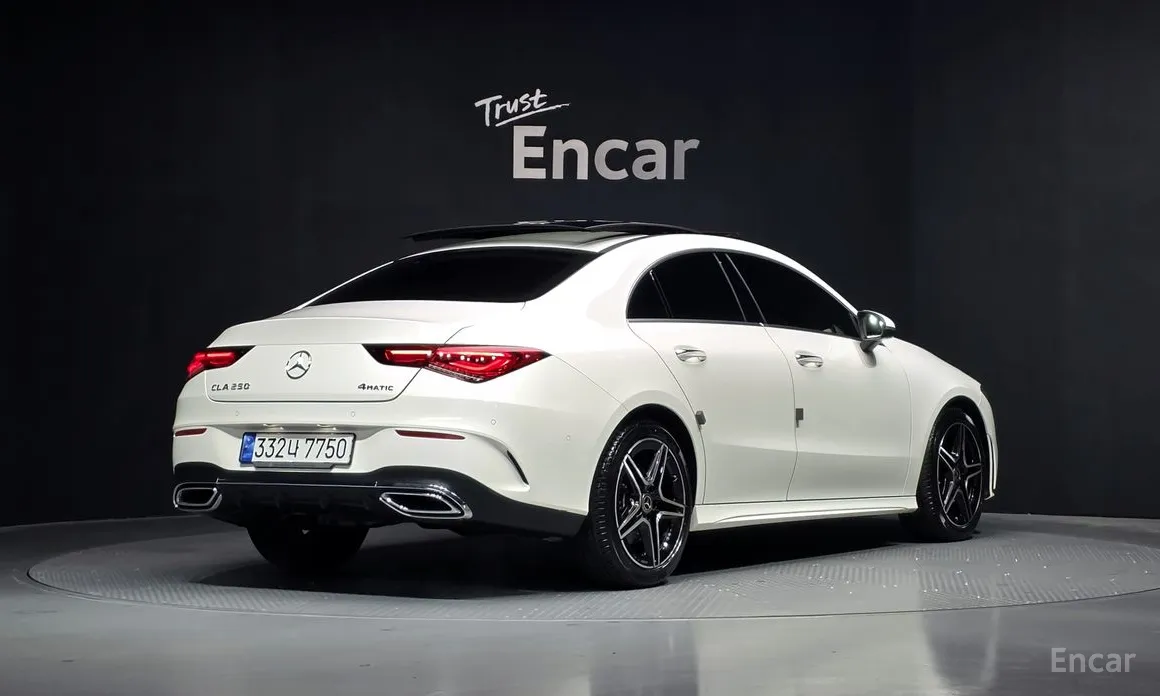 Фото 2 - Mercedes-Benz CLA-Class