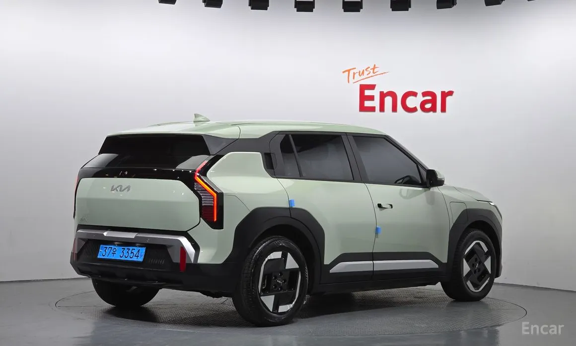 Фото 2 - Kia EV3