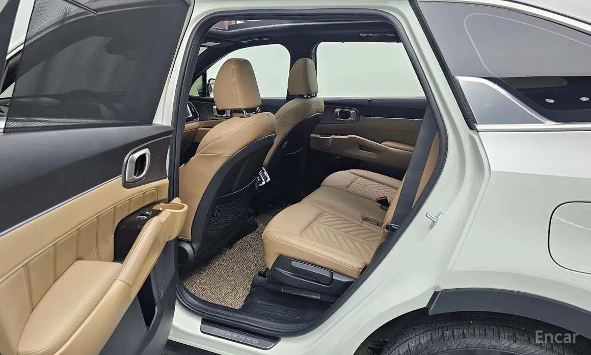 Фото 12 - Kia Sorento