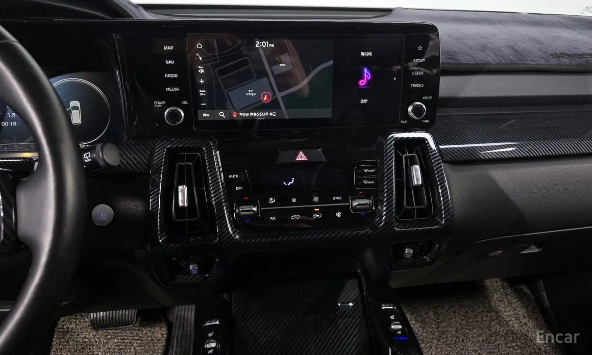 Фото 16 - Kia Sorento