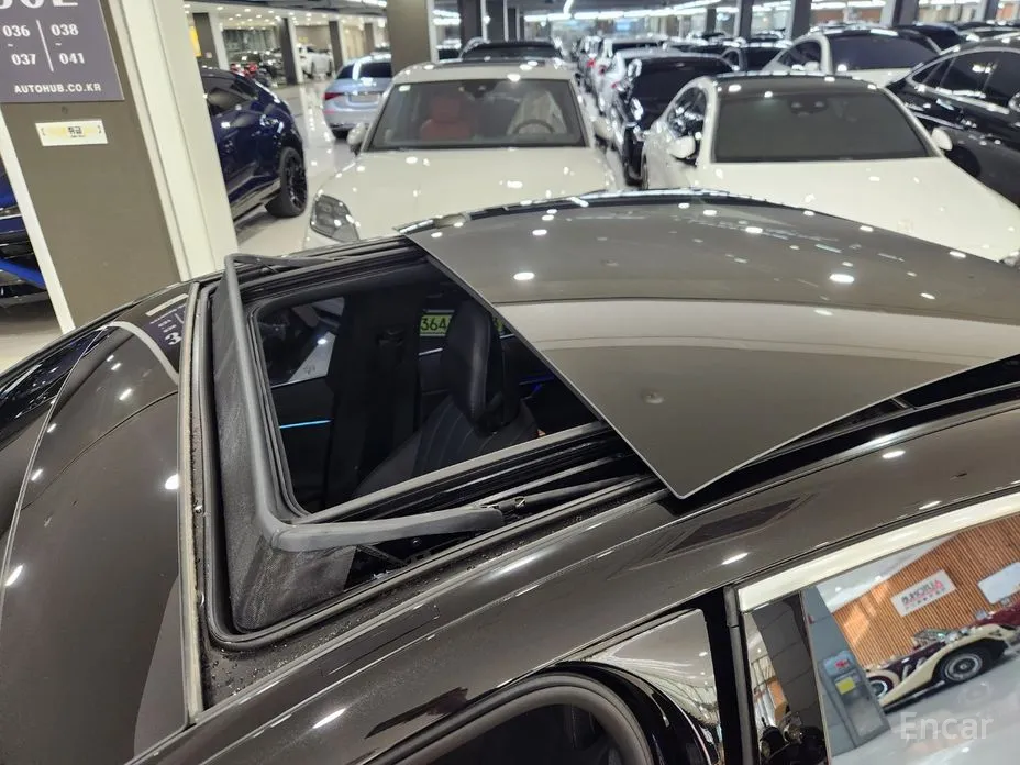 Фото 14 - Mercedes-Benz E-Class