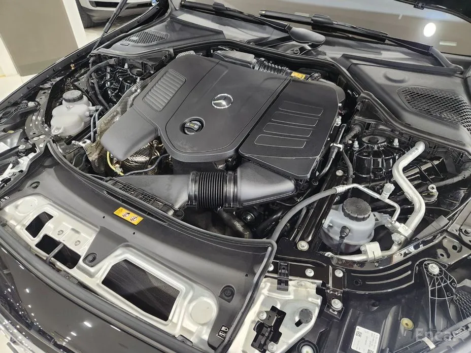 Фото 6 - Mercedes-Benz E-Class