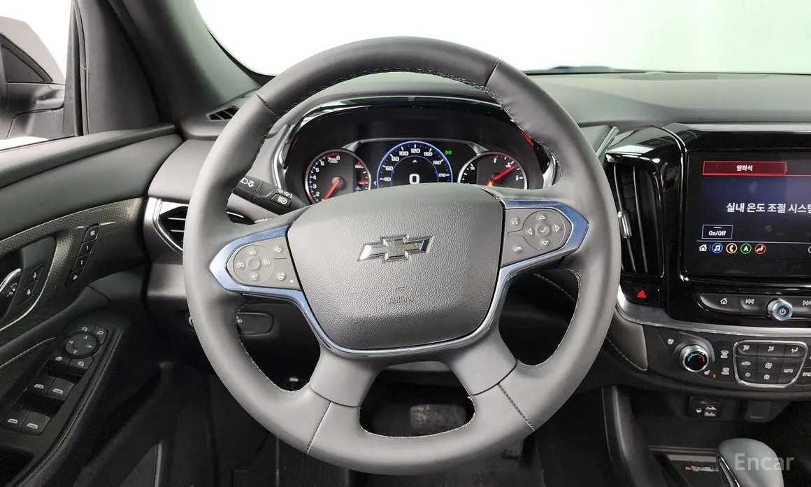 Фото 13 - Chevrolet Traverse