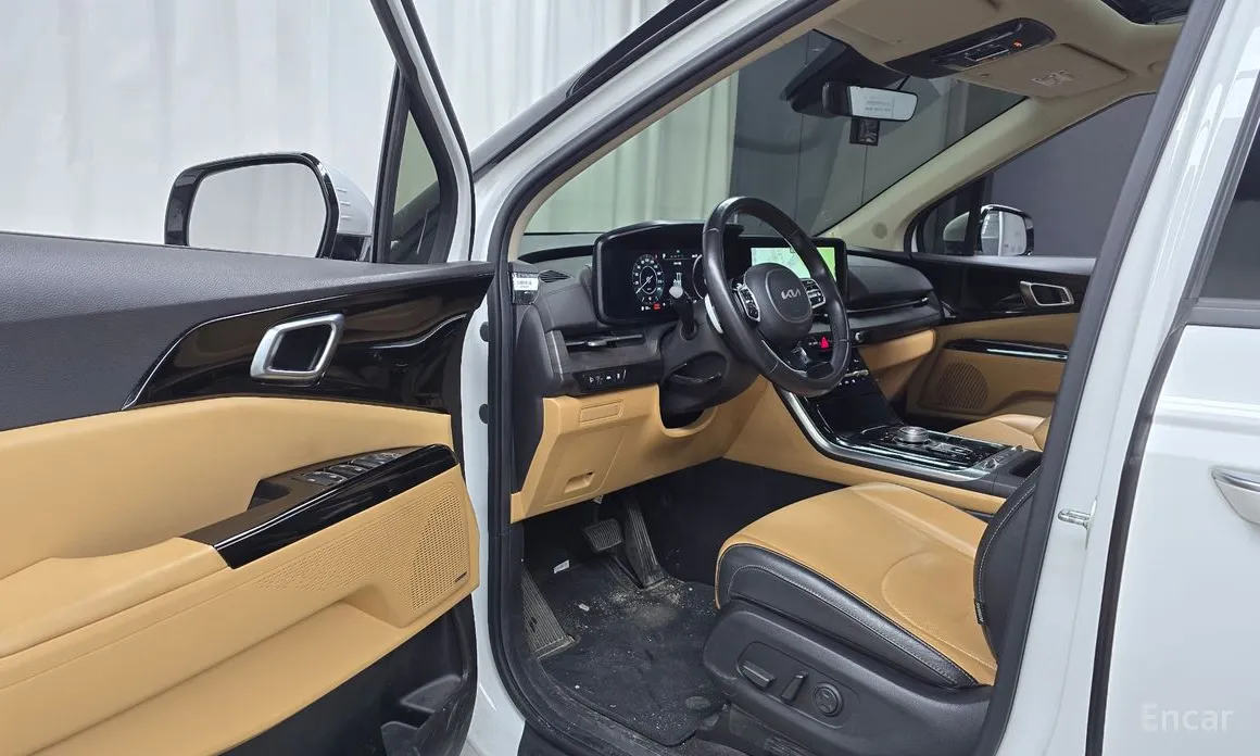 Фото 11 - Kia Carnival