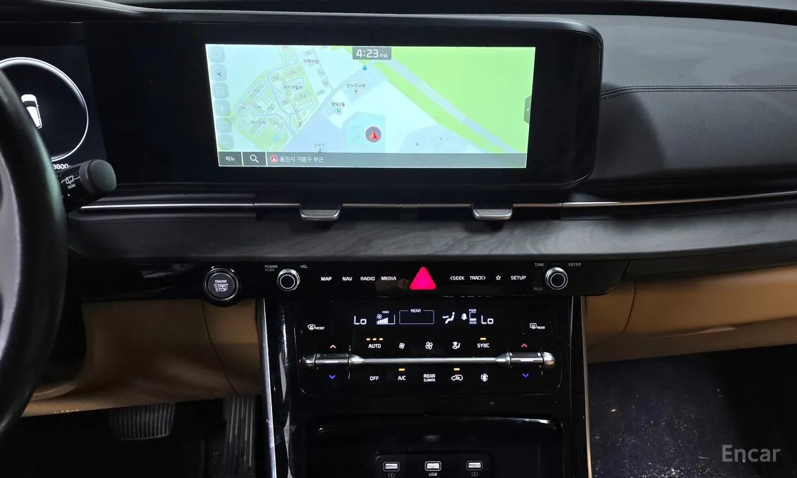 Фото 14 - Kia Carnival