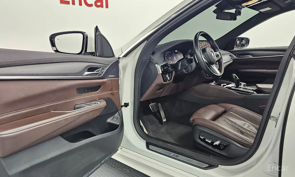 Photo 11 - BMW Gran Turismo