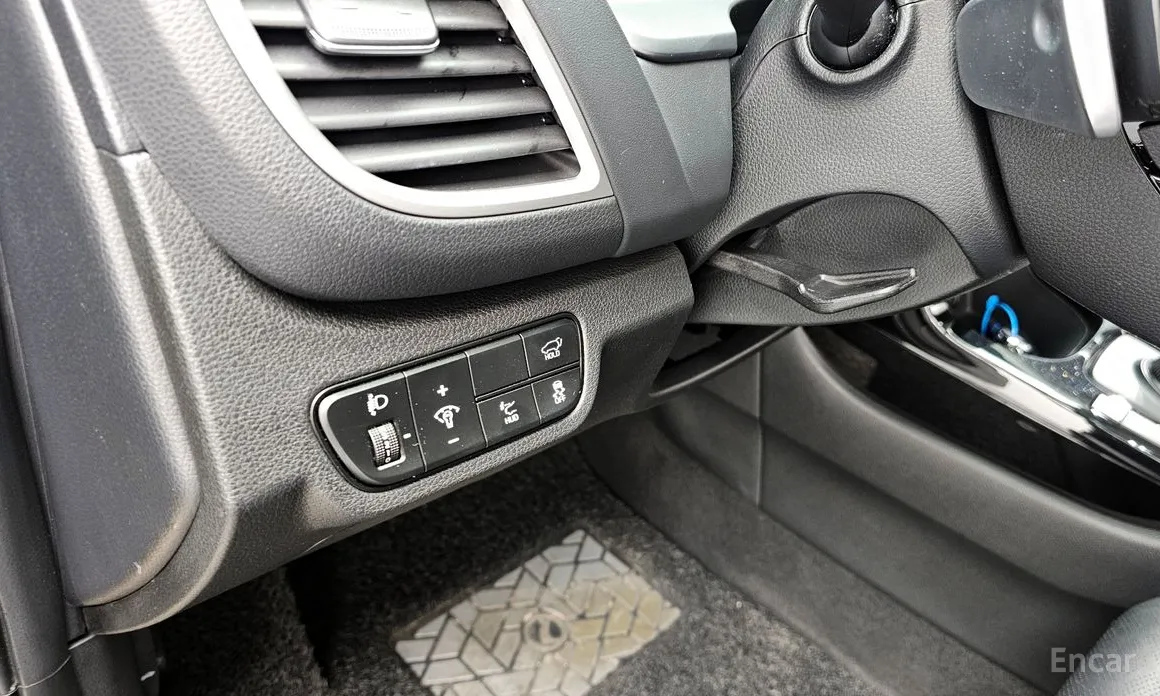 Фото 15 - Kia Seltos