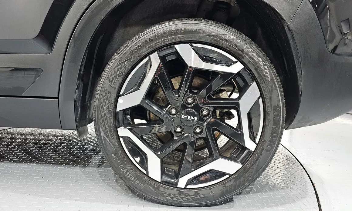 Фото 5 - Kia Seltos