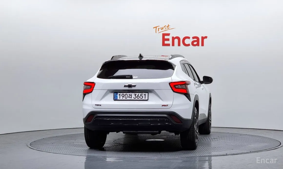 Фото 4 - Chevrolet Trax