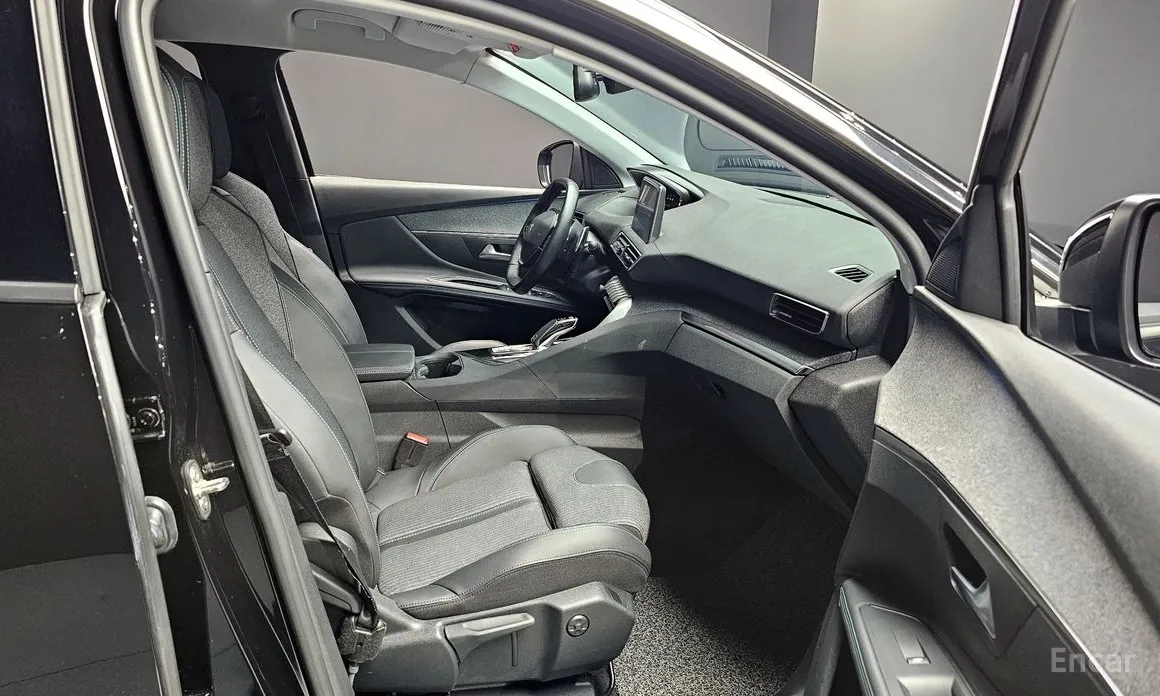 Фото 11 - Peugeot 3008