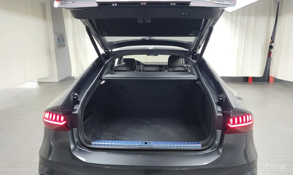 Фото 20 - Audi A7